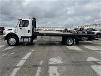 2017 Freightliner M2 106