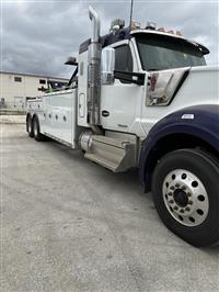 2020 Kenworth W900