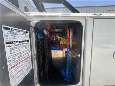 2027 Kenworth T880