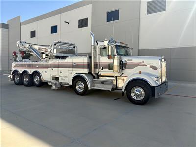2026 Kenworth W900