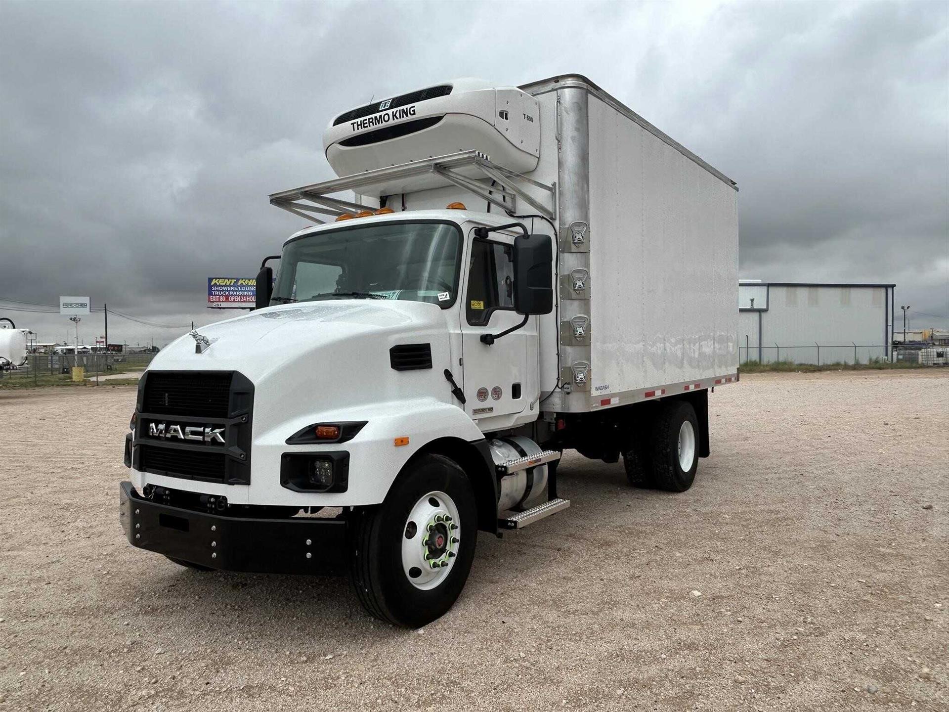 2025 Wabash 26ft Reefer Box