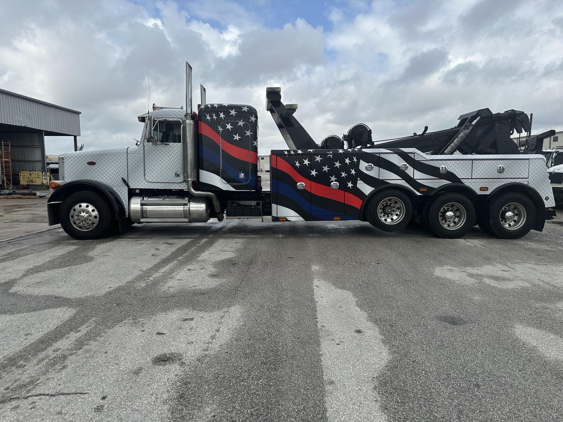 2005 Freightliner 378 Sleeper