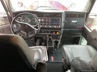 2023 Kenworth W900L