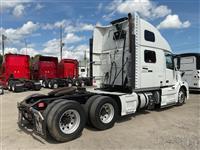 2017 Volvo VNL64T 780