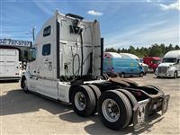 2017 Volvo VNL64T 780