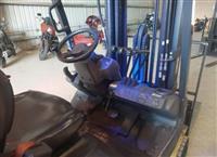 2021 Komatsu FG30SHT-16