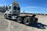 2017 Freightliner CA12564SLP Cascadia