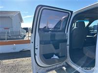 2019 Ford F550 (4x4) Crew Cab Flatbed 