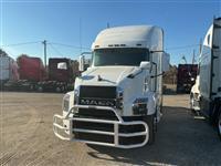 2019 Mack AN64T Anthem