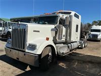 2019 Kenworth W900L