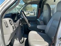 2014 Ford E-350 Box Truck