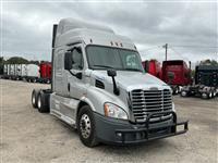 2019 Freightliner CA113 Cascadia