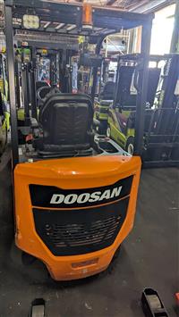 2022 Doosan BC25S-7 (Electric)