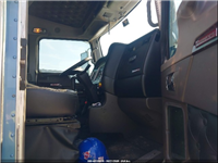 2019 Kenworth W900