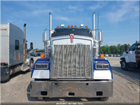 2019 Kenworth W900