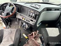 2020 Freightliner PT126SLP Cascadia 