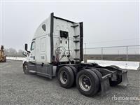 2020 Freightliner PT126SLP Cascadia 