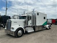 2020 Kenworth W900L (156