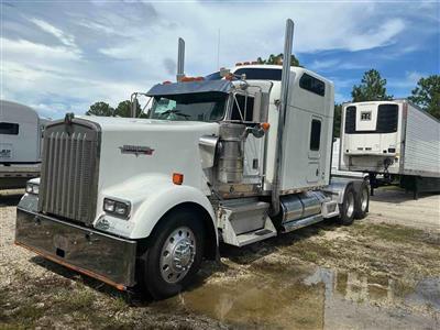 2002 Kenworth W900L