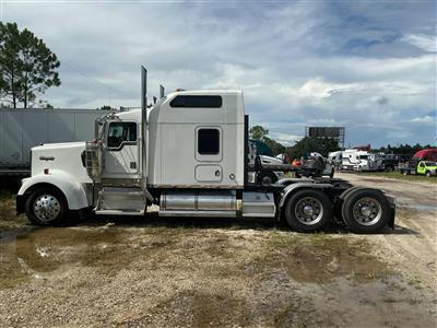 2002 Kenworth W900L