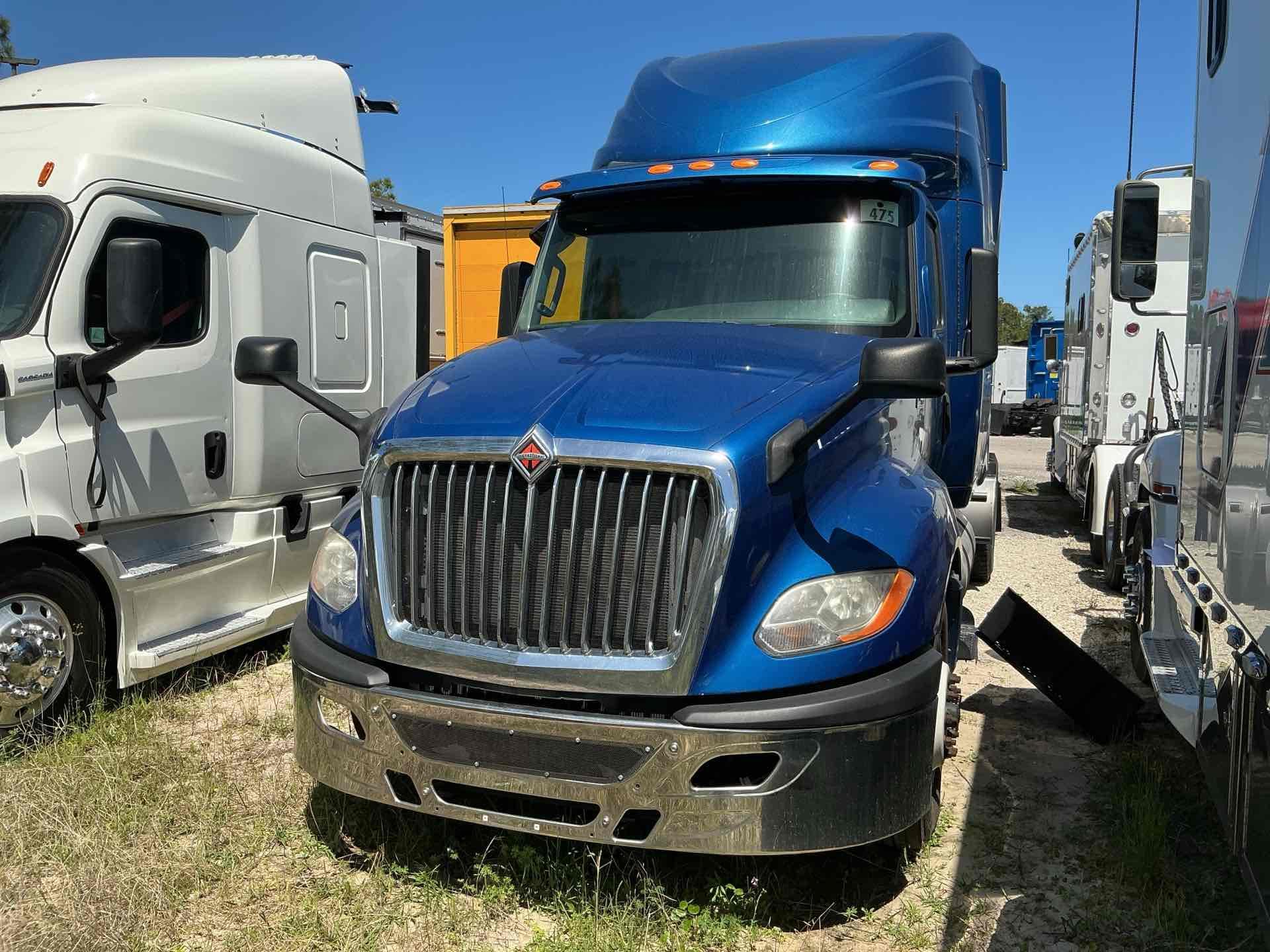 2020 International LT625