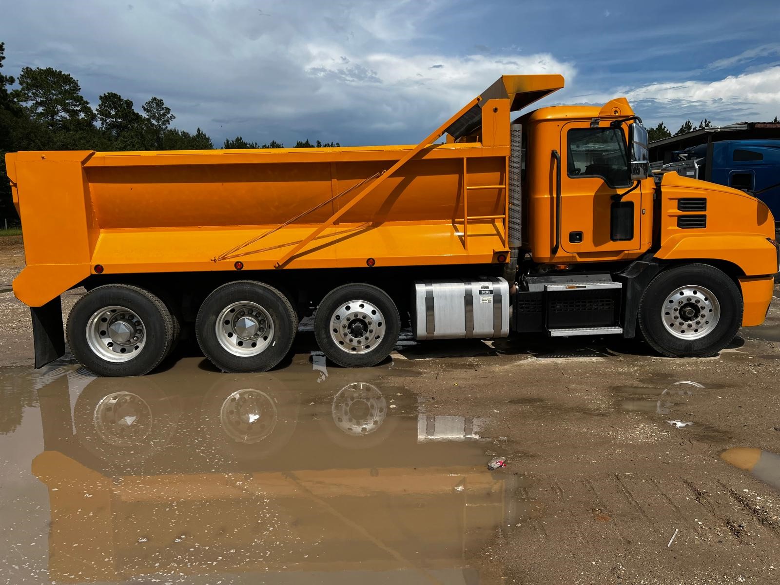 2020 Mack Anthem (Tri-Axle Dump)