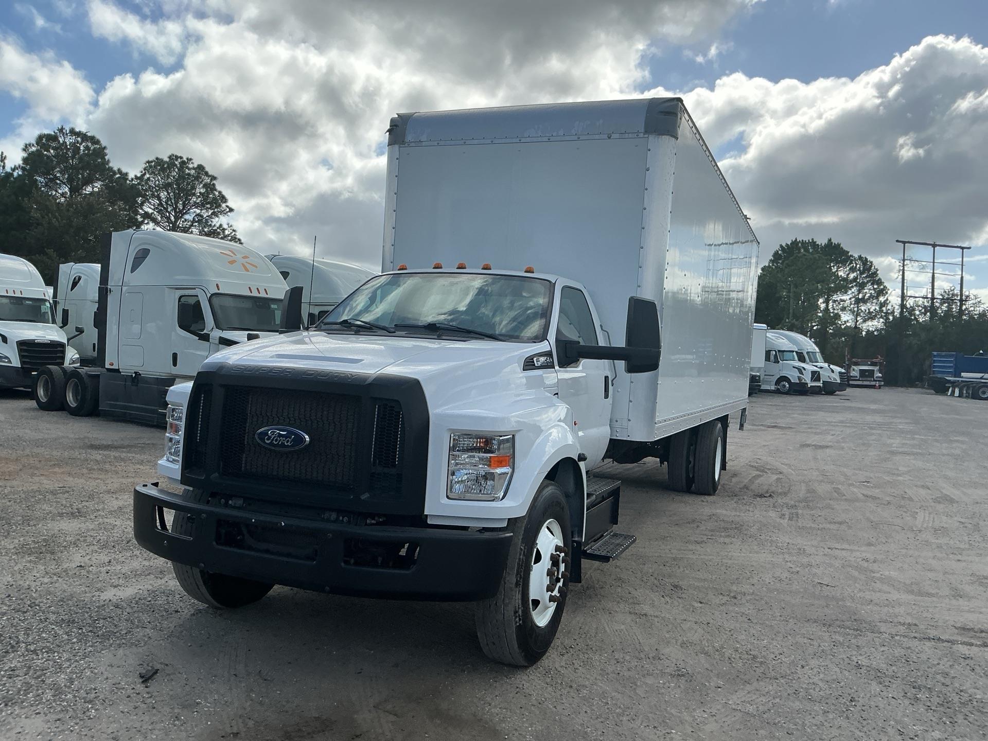 2023 Ford F650