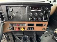 2023 Freightliner PT126064ST