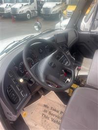 2016 Freightliner M2 106