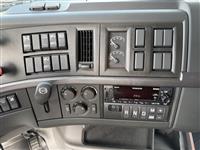 2022 VOLVO TRUCK VNL64T760