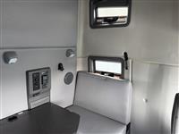 2022 VOLVO TRUCK VNL64T760