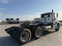 2019 International HX620