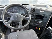 2019 International HX620