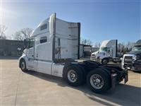 2021 Volvo VNL64T760