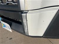 2021 Volvo VNL64T760