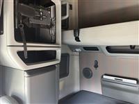 2021 Volvo VNL64T760