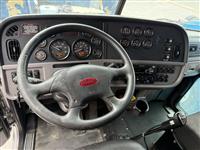 2020 Peterbilt 567