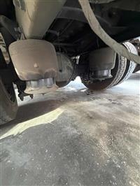 2025 Freightliner M2106042S
