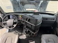 2024 VOLVO TRUCK VNL62T840