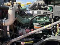 2022 VOLVO TRUCK VNL64T860