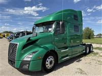 2022 VOLVO TRUCK VNL64T860