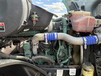 2022 VOLVO TRUCK VNL64T860