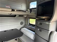 2022 VOLVO TRUCK VNL64T860