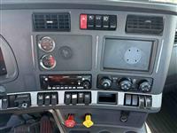 2024 Kenworth T680
