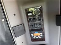 2023 Kenworth W900