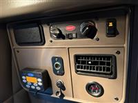 2021 Peterbilt 389