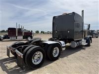 2021 Peterbilt 389