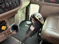 2021 Peterbilt 389