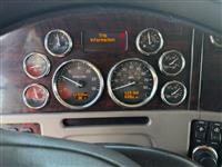2021 Peterbilt 389