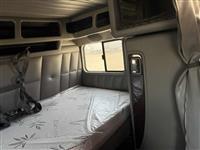 2022 Peterbilt 389